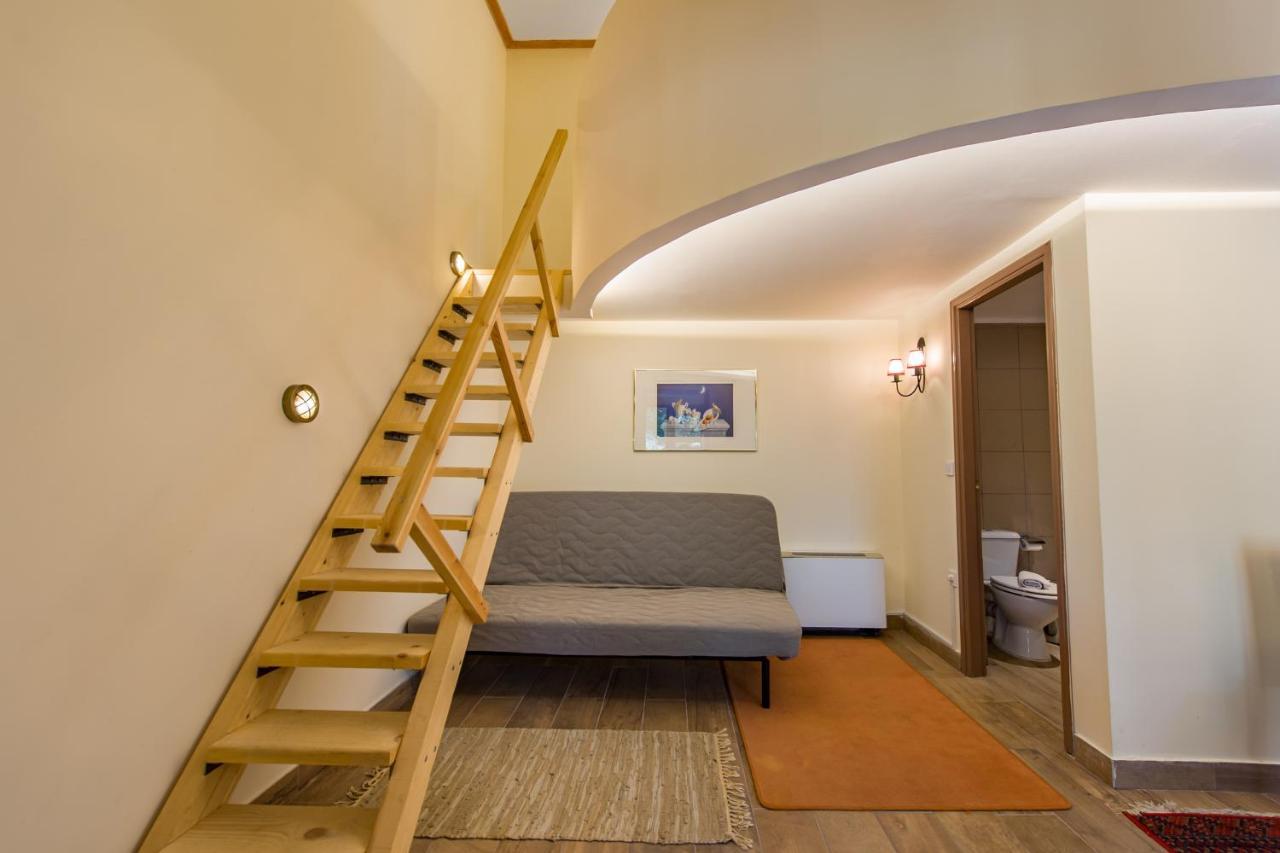 Rocabella Hellinikon Country Hotel エクステリア 写真