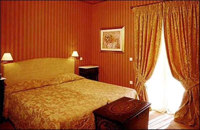 Rocabella Hellinikon Country Hotel エクステリア 写真
