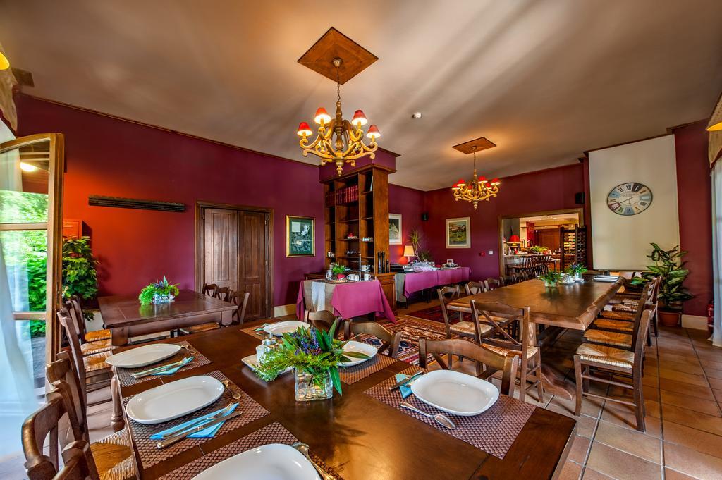 Rocabella Hellinikon Country Hotel エクステリア 写真