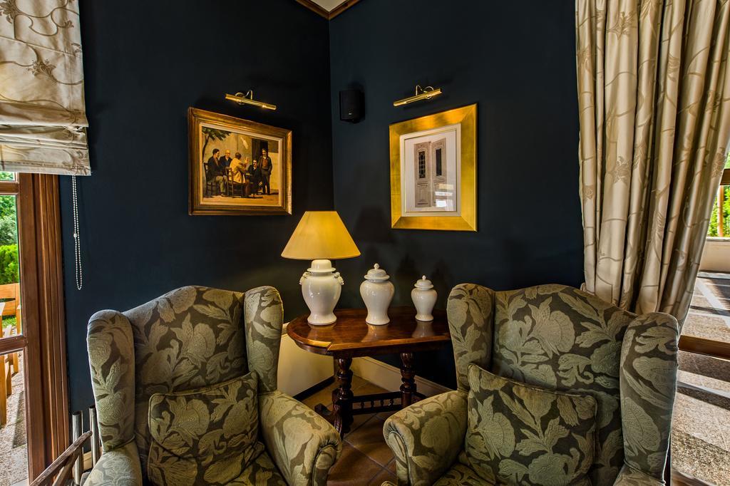 Rocabella Hellinikon Country Hotel エクステリア 写真